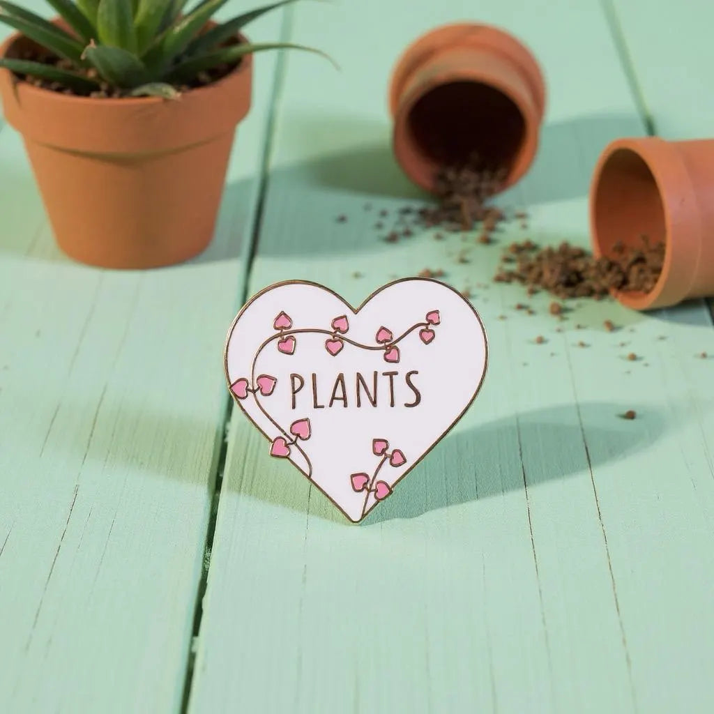 Chain of Hearts, kawaii enamel pin