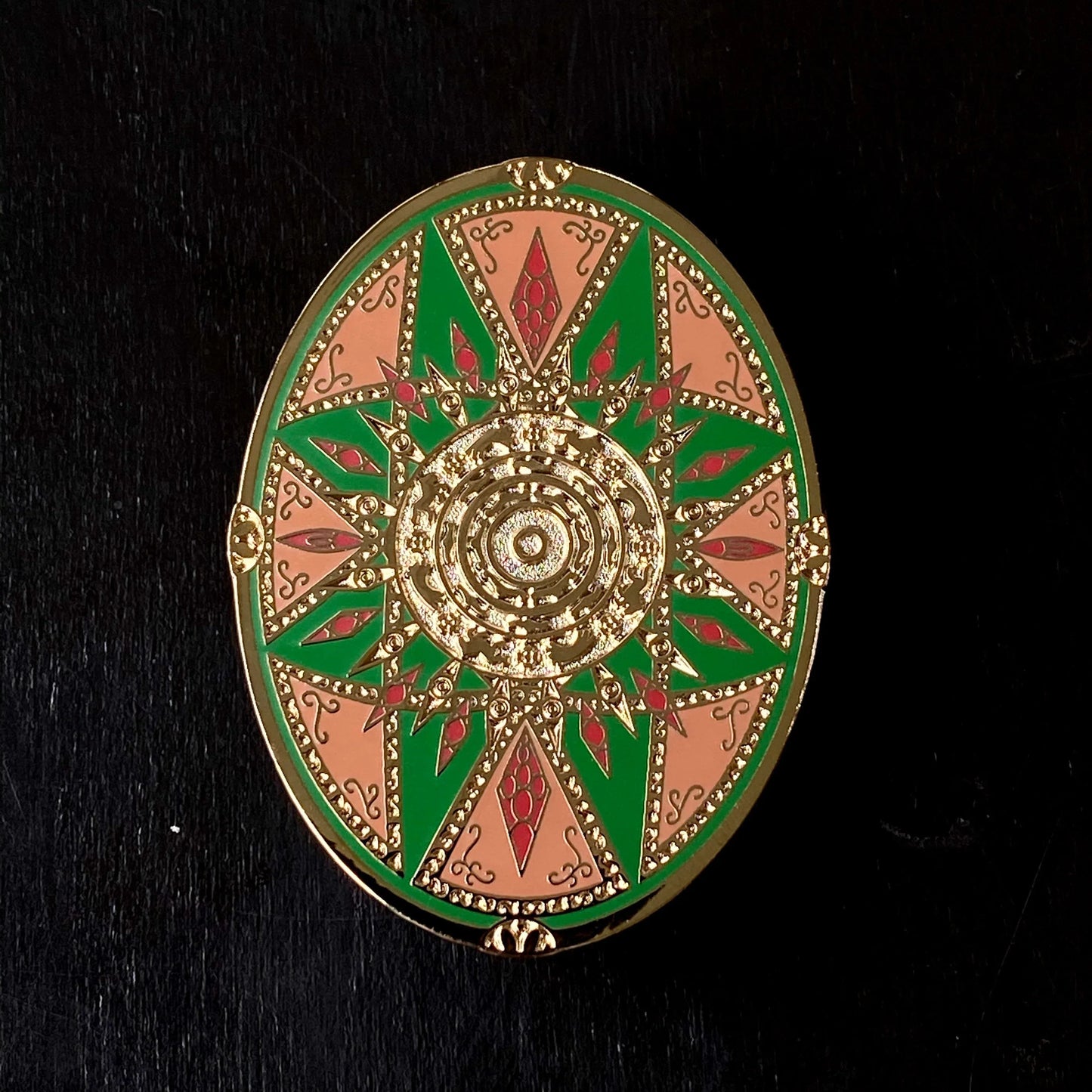 Théoden's Shield, LOTR enamel pin
