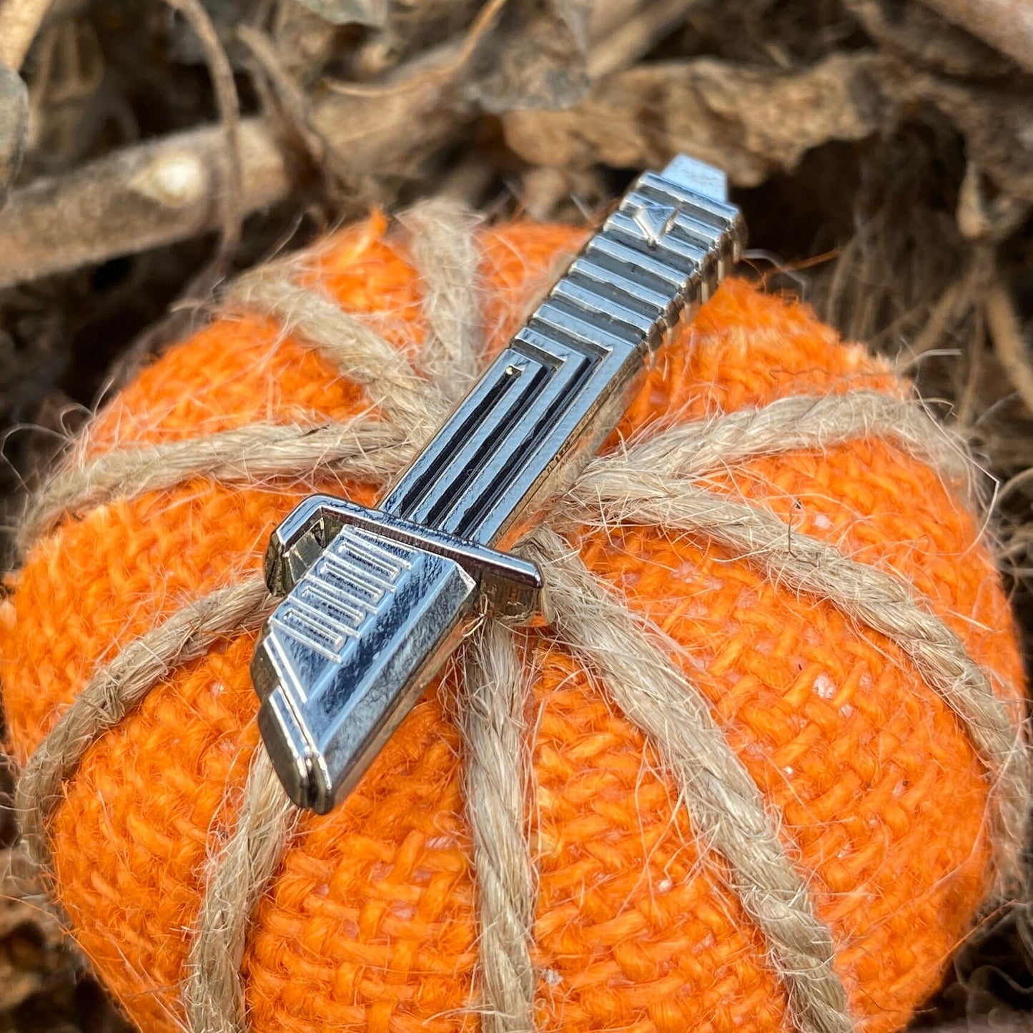 Darksaber, Star Wars enamel pin