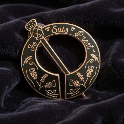 Outlander: Je Suis Pret, Outlander enamel pin