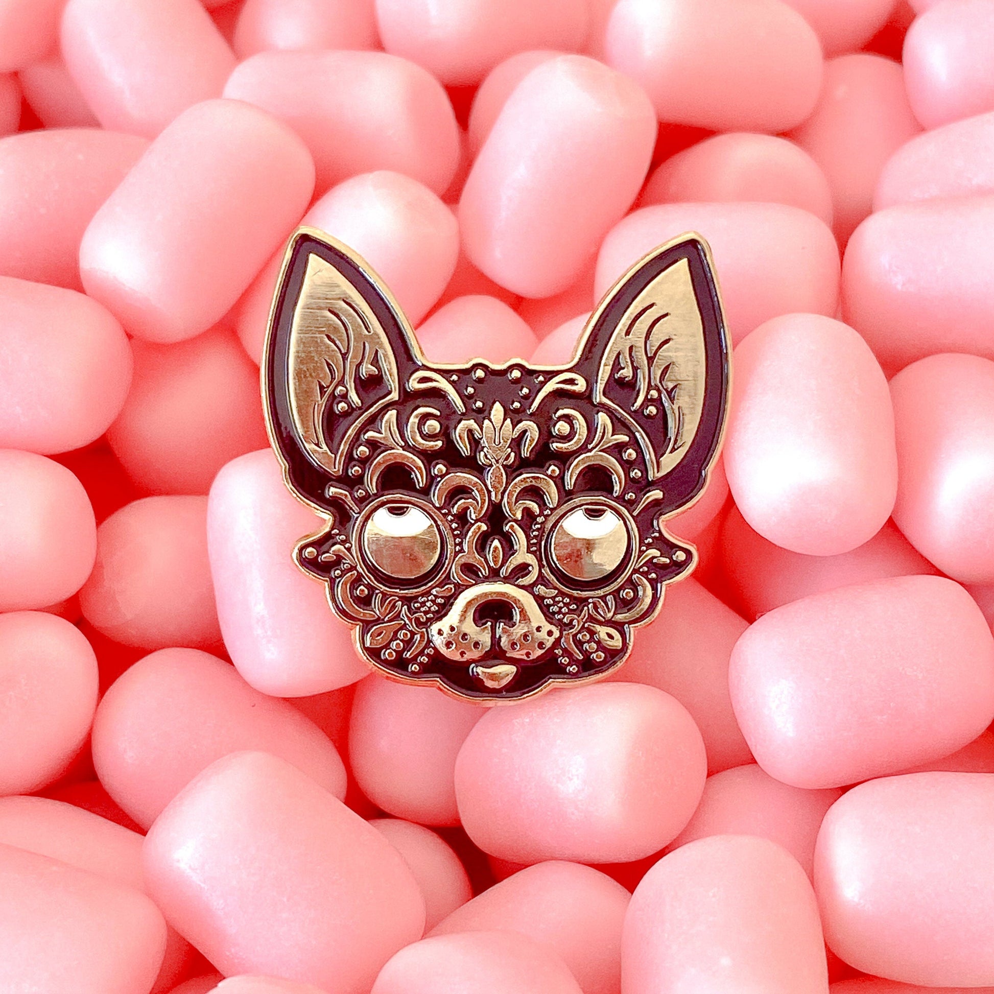 Chihuahua Dog: 3D, dog enamel pin