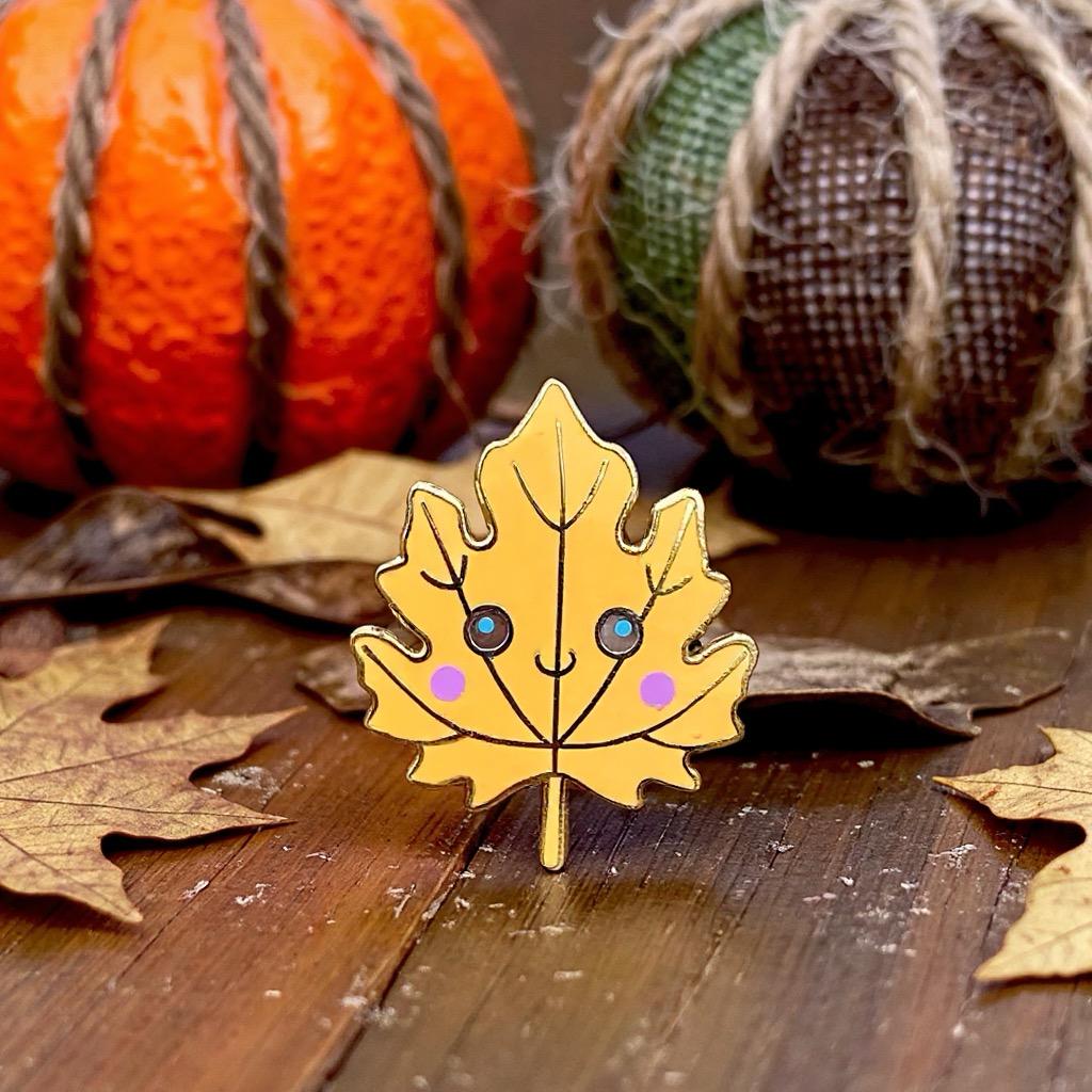 Fleur the Leaf, kawaii enamel pin
