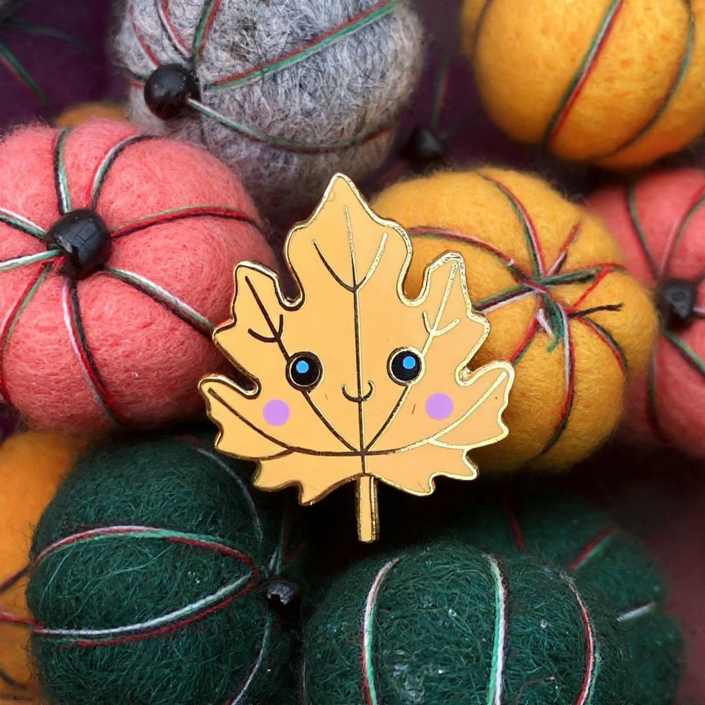 Fleur the Leaf, kawaii enamel pin