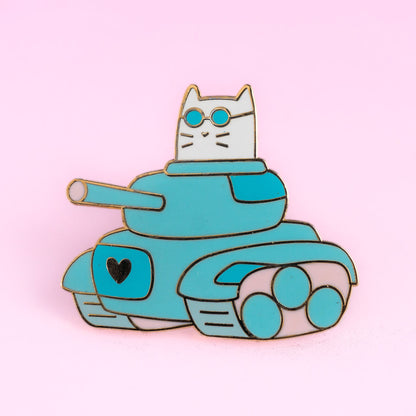 Frank Tank cat needle minder, fourth view