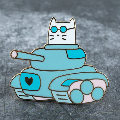 Frank Tank cat needle minder, fifth view