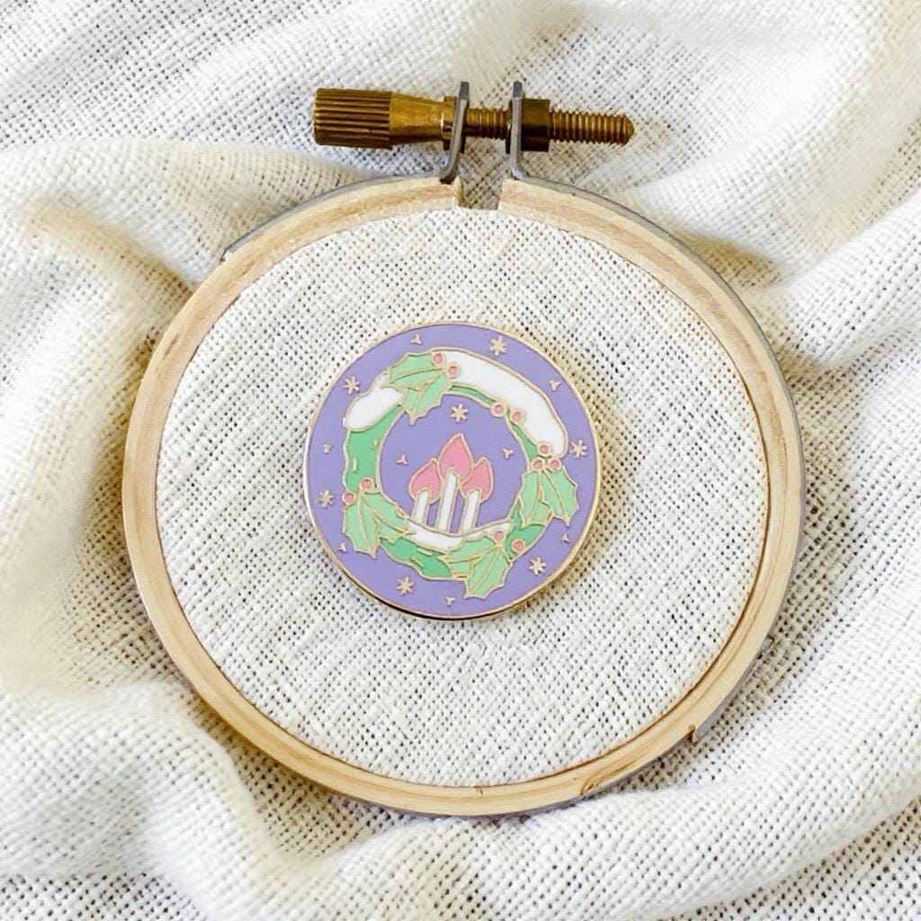 Yule Christmas Needle Minder