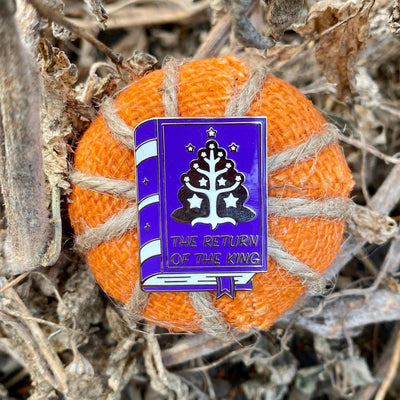 Fantasy King Needle Minder