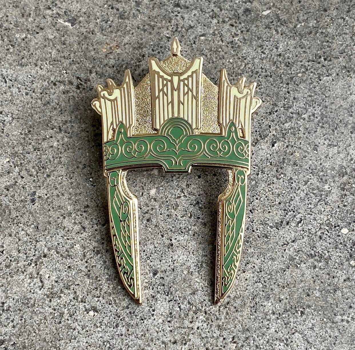 The King of the Dead's Crown, LOTR enamel pin