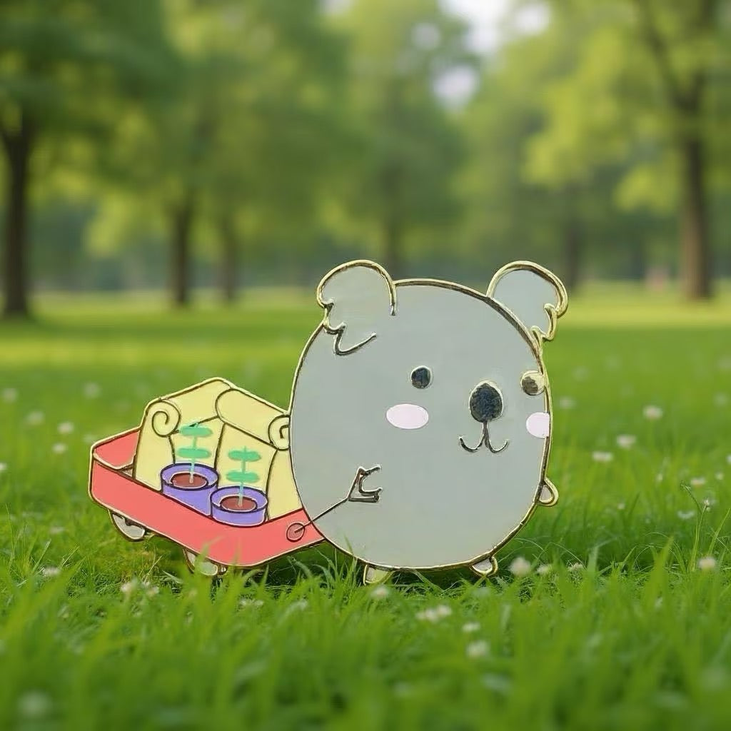 Koala Gardener, kawaii enamel pin
