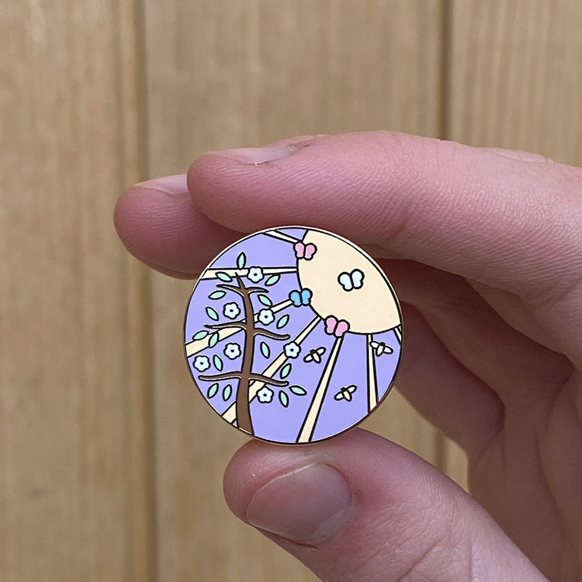 Litha needle minder, second view