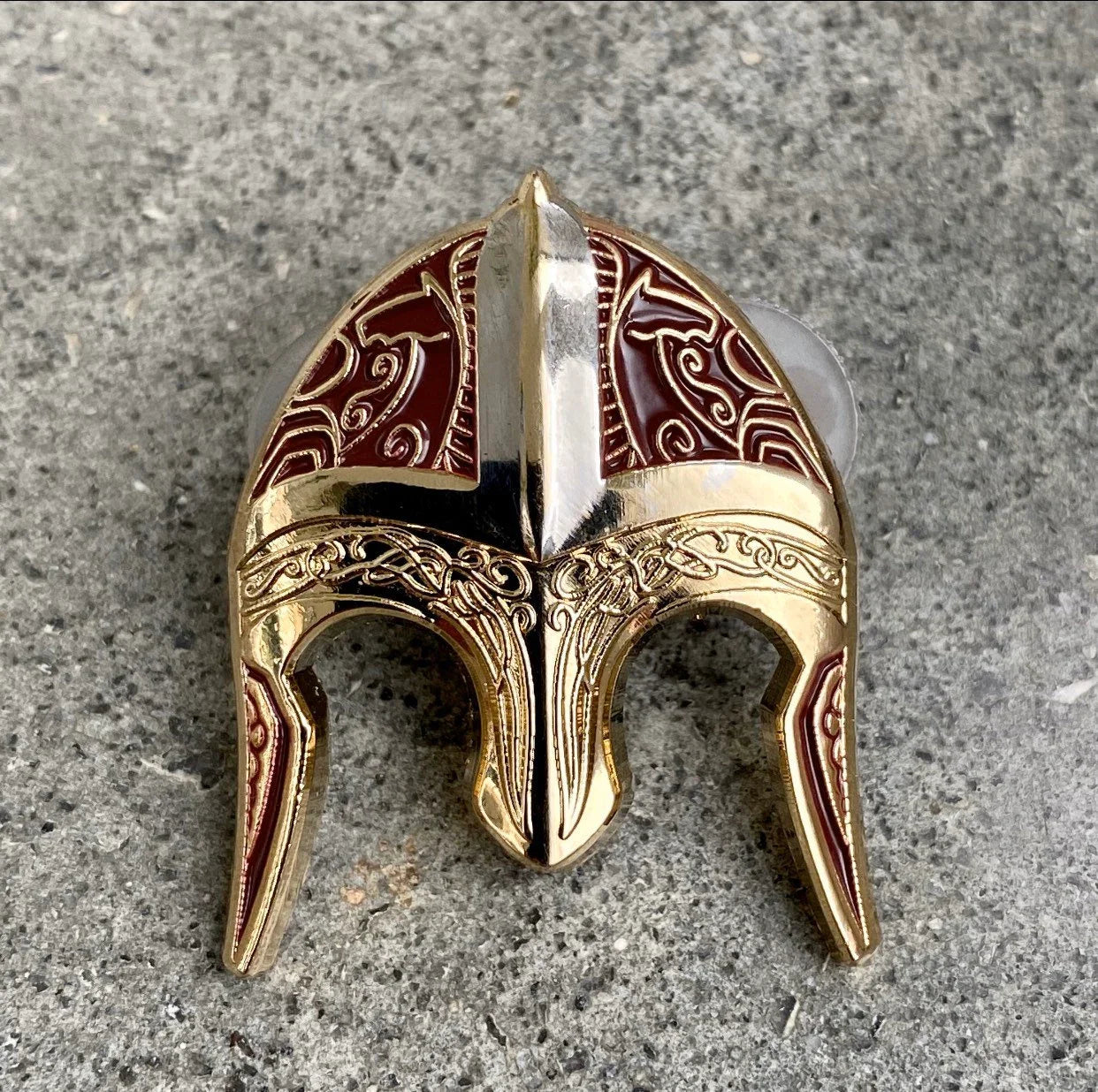Merry Rohan Helmet, LOTR enamel pin