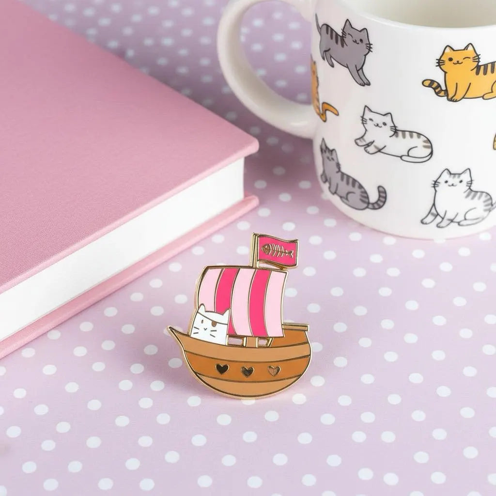 Pirate Frank, cat enamel pin