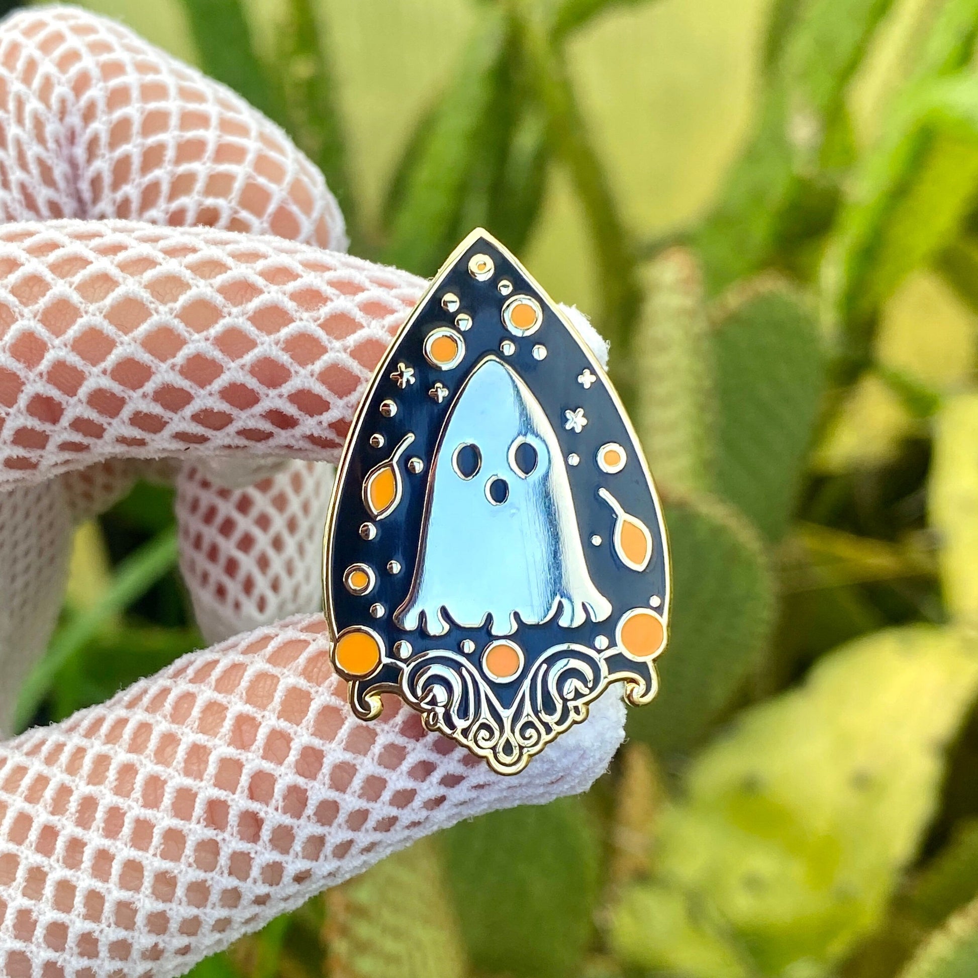 Planchette, witchy enamel pin
