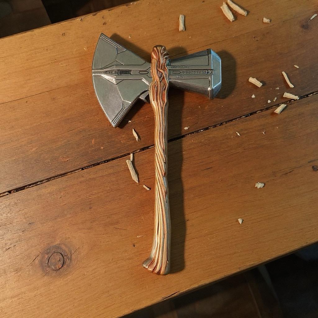 Thor Stormbreaker, Marvel enamel pin