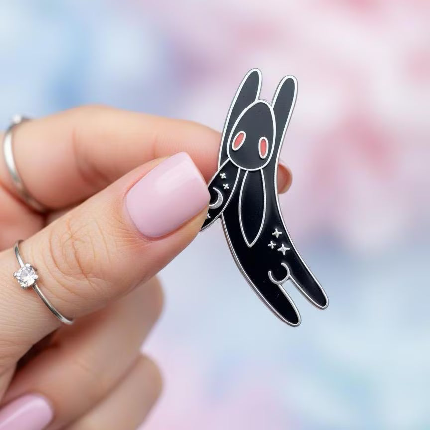 Inlé & El-Ahrairah, literary enamel pin